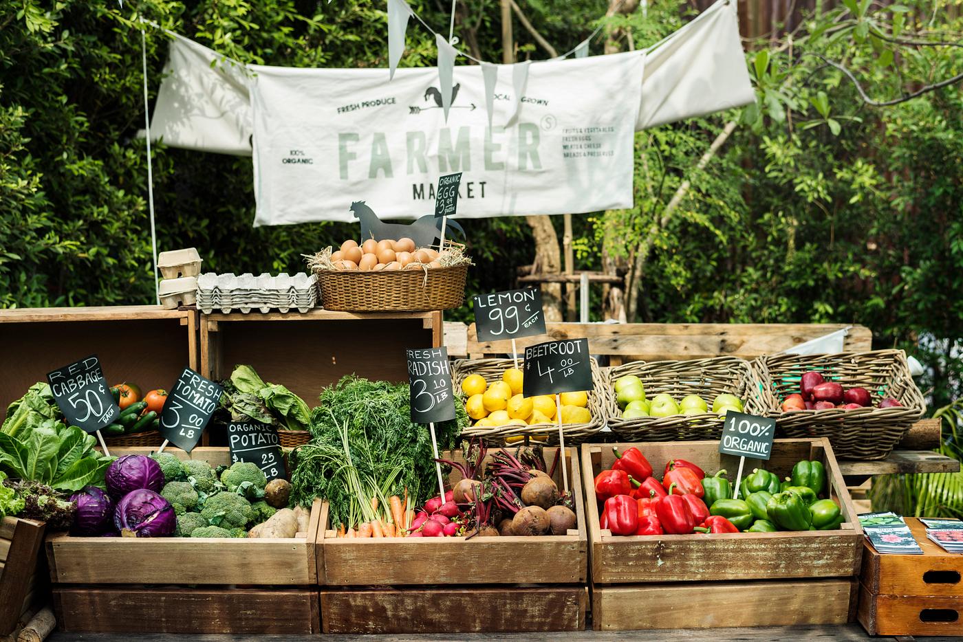 shop, stall, consumer, business, farm, farmer, fresh, sell, bell peppers, broccoli, apples, products, consumerism, green,... shop, stall, consumer, business, farm, farmer, fresh, sell, bell peppers, broccoli, apples, products, consumerism, green,...