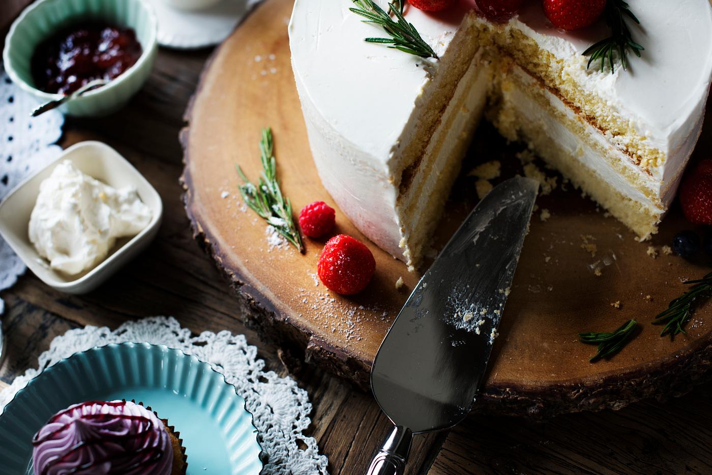 cake, food, bake, baked, bakery, birthday, break, cakes, catering, celebrate, celebration, cream, cut, decoration, delicious... cake, food, bake, baked, bakery, birthday, break, cakes, catering, celebrate, celebration, cream, cut, decoration, delicious...