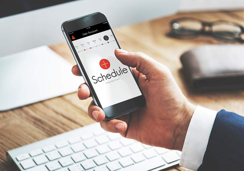 8 Types Of Useful Apps For Restaurants And Takeaways 3 Schedule Time Management Planner Concept