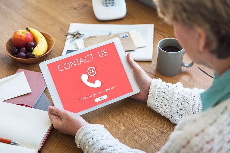 How to Handle Customer Complaints for Better Customer Service 4 Call Center Service Information Concept