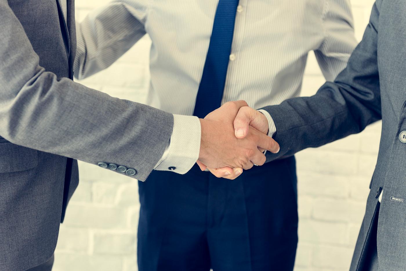 discussion, shaking hand, busy, people, teamwork, deal, partner, working, partnership, support, achievement, greeting,... discussion, shaking hand, busy, people, teamwork, deal, partner, working, partnership, support, achievement, greeting,...