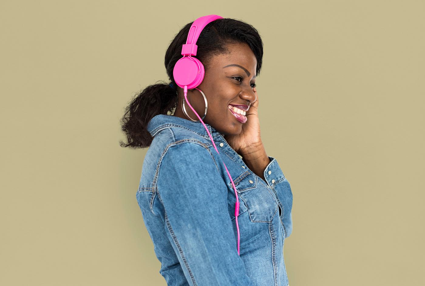 african descent, background, candid, casual, cheerful, earrings, emotion, enjoyment, entertainment, expression, female, girl... african descent, background, candid, casual, cheerful, earrings, emotion, enjoyment, entertainment, expression, female, girl...