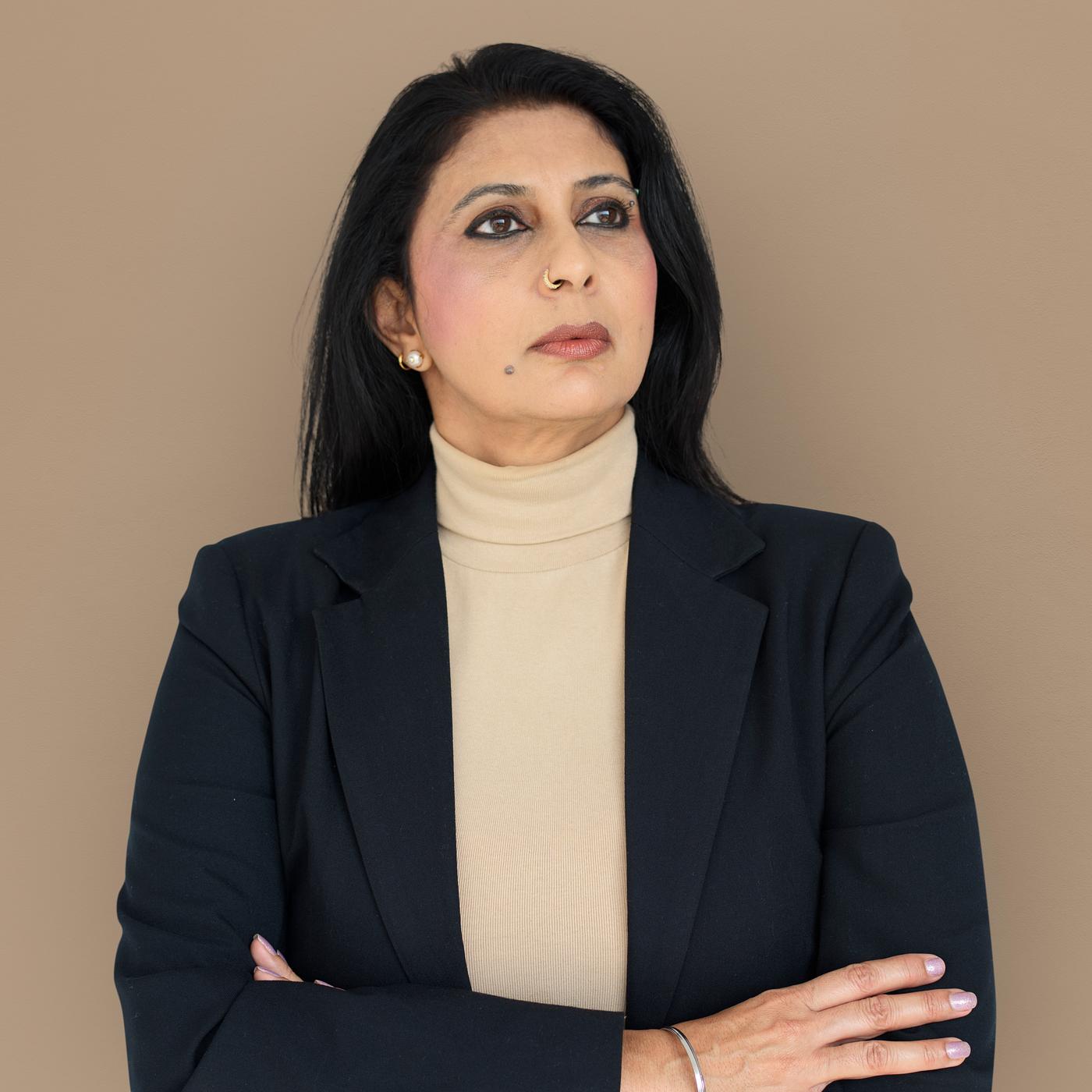 expression, intelligent, studio, pastel, person, people, woman, serious, isolated, earth tones, businesswoman, portrait,... expression, intelligent, studio, pastel, person, people, woman, serious, isolated, earth tones, businesswoman, portrait,...