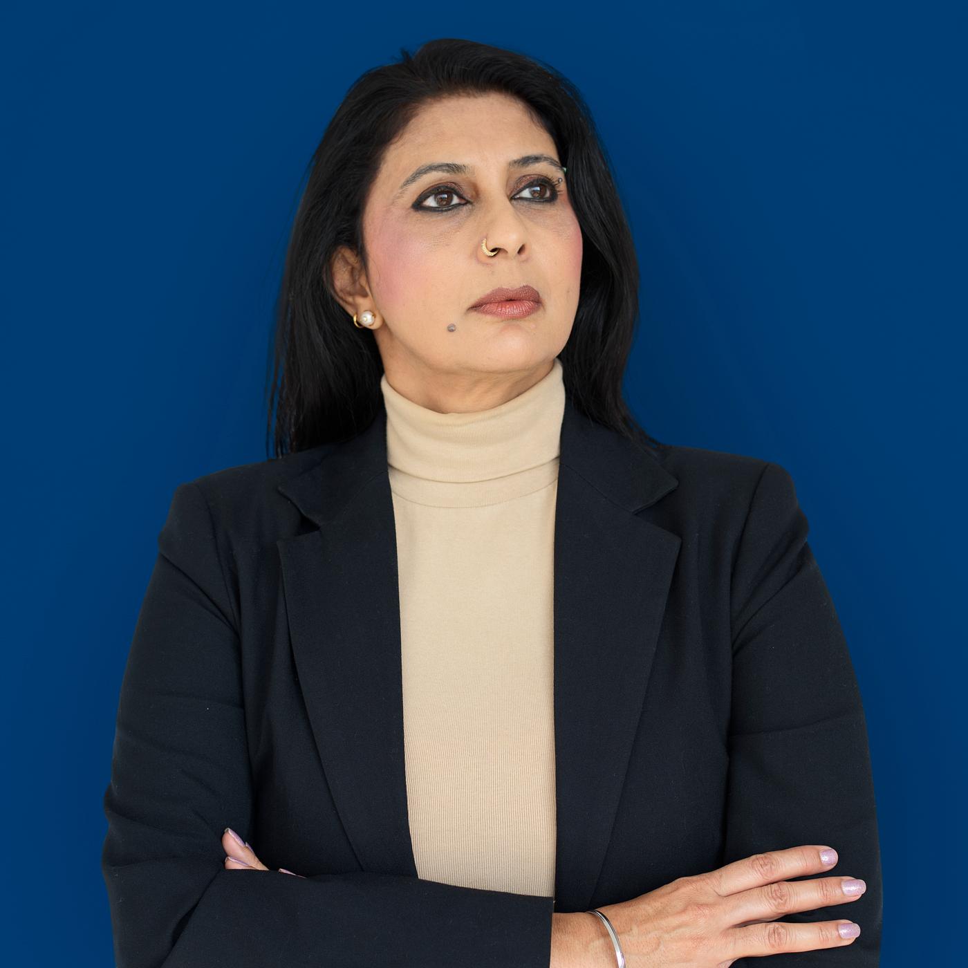 expression, intelligent, studio, person, vibrant, people, woman, serious, isolated, businesswoman, portrait, thinking,... expression, intelligent, studio, person, vibrant, people, woman, serious, isolated, businesswoman, portrait, thinking,...