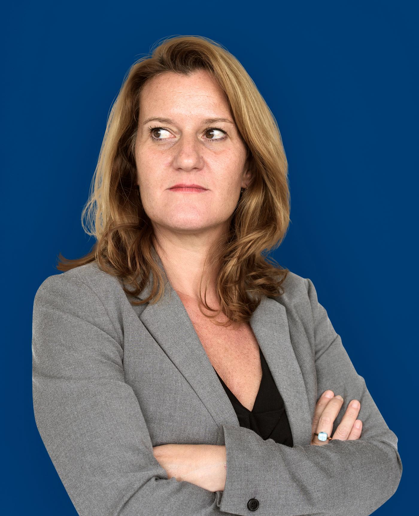 studio, person, bored, people, business, wavy, solo, cold, upset, woman, serious, unhappy, isolated, half-body, crossed-arm... studio, person, bored, people, business, wavy, solo, cold, upset, woman, serious, unhappy, isolated, half-body, crossed-arm...