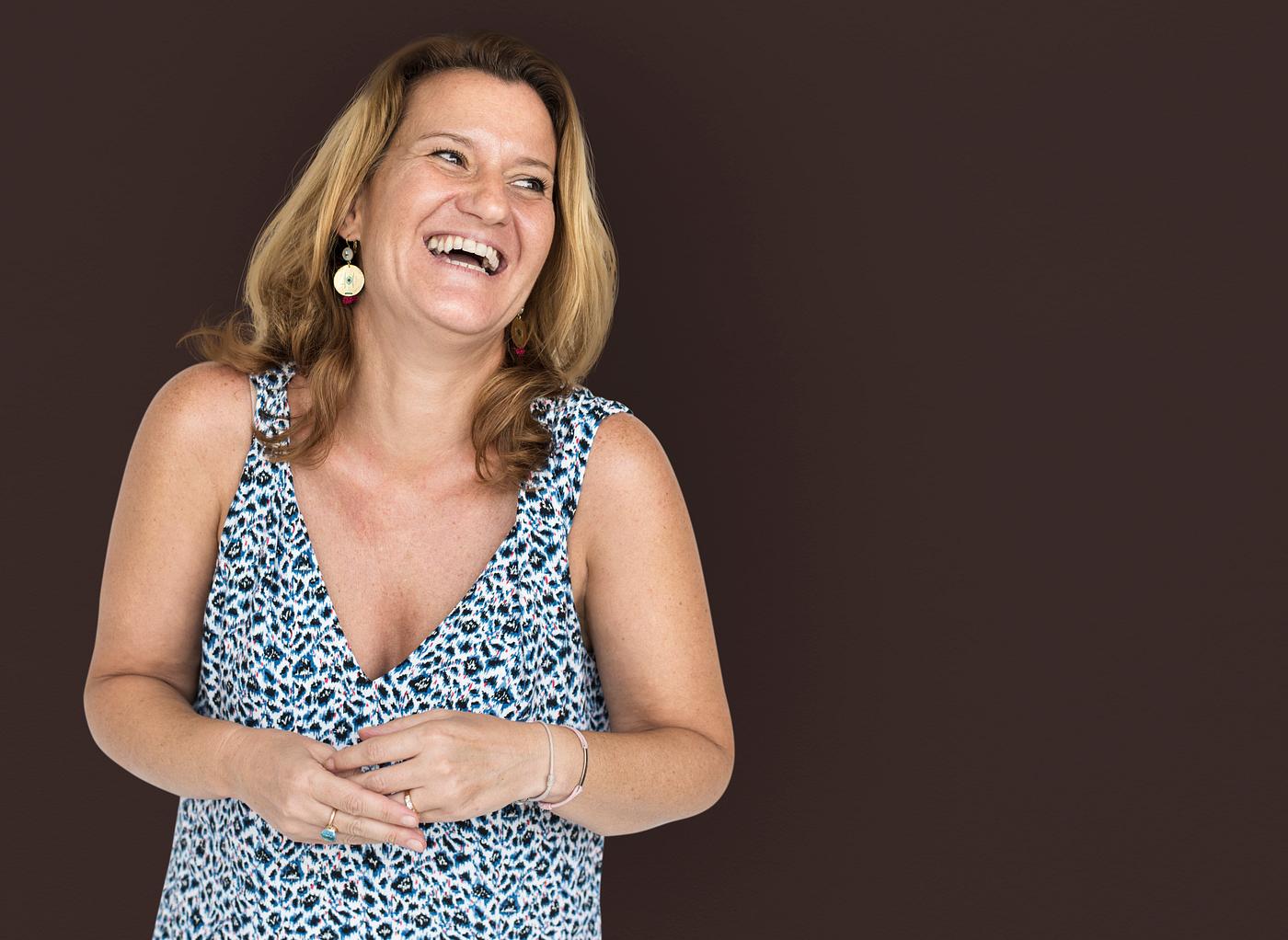 studio, model, person, people, race, style, solo, woman, lifestyle, casual, feminism, smiling, isolated, gesture, happiness... studio, model, person, people, race, style, solo, woman, lifestyle, casual, feminism, smiling, isolated, gesture, happiness...
