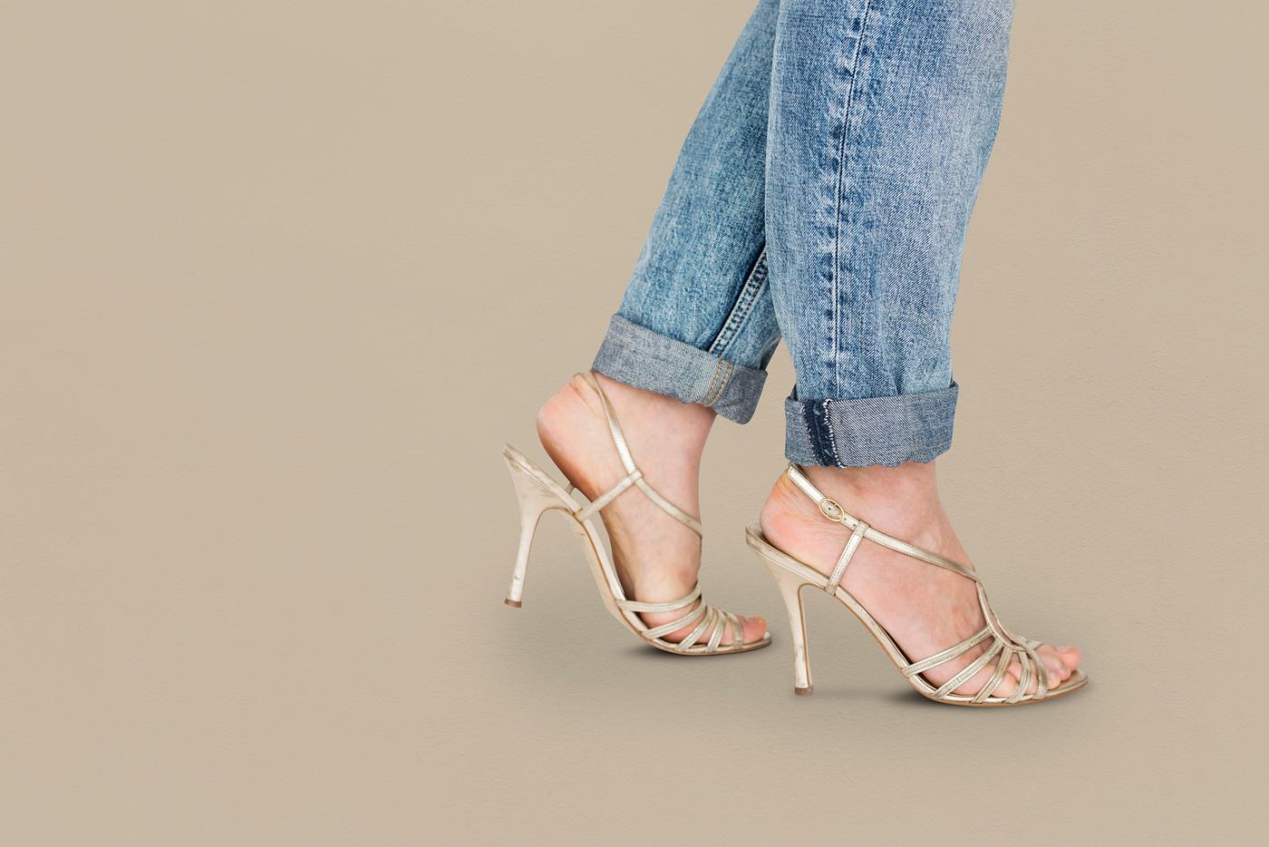 studio, pastel, fashion, model, person, people, race, style, solo, woman, lifestyle, casual, beige, feminism, shoes,... studio, pastel, fashion, model, person, people, race, style, solo, woman, lifestyle, casual, beige, feminism, shoes,...