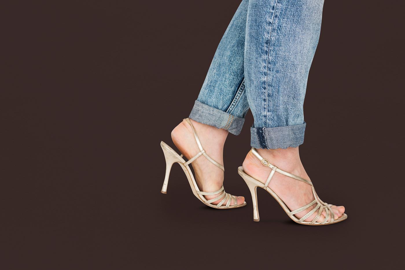 studio, pastel, fashion, model, person, people, race, style, solo, woman, lifestyle, casual, beige, feminism, shoes,... studio, pastel, fashion, model, person, people, race, style, solo, woman, lifestyle, casual, beige, feminism, shoes,...