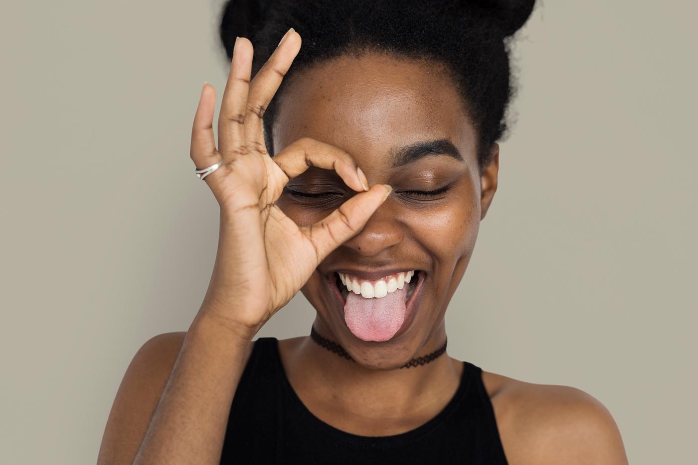 studio, model, person, people, race, style, solo, woman, lifestyle, casual, ok, feminism, isolated, african descent, gesture... studio, model, person, people, race, style, solo, woman, lifestyle, casual, ok, feminism, isolated, african descent, gesture...