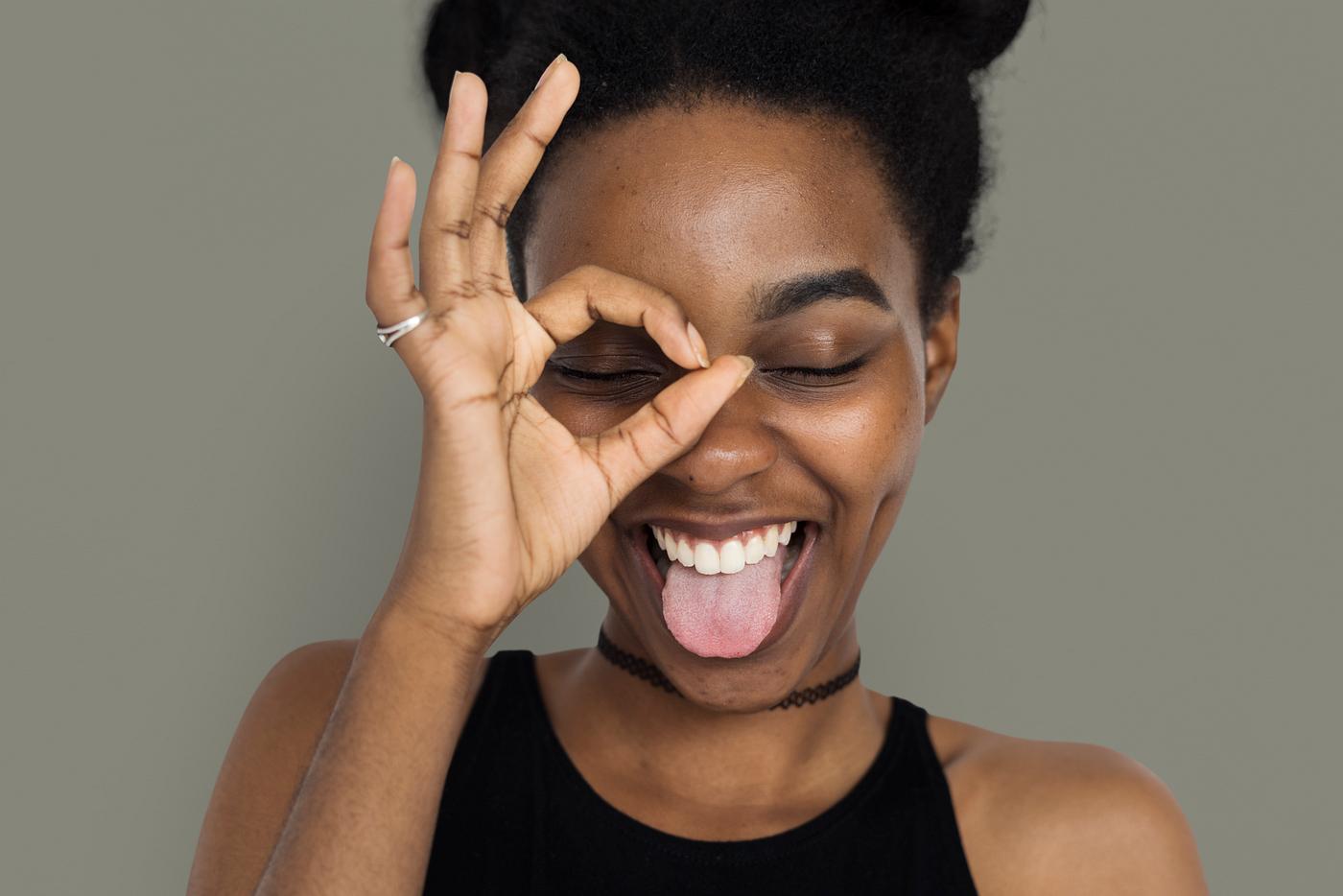 studio, model, person, people, race, style, solo, woman, lifestyle, casual, ok, feminism, isolated, african descent, gesture... studio, model, person, people, race, style, solo, woman, lifestyle, casual, ok, feminism, isolated, african descent, gesture...