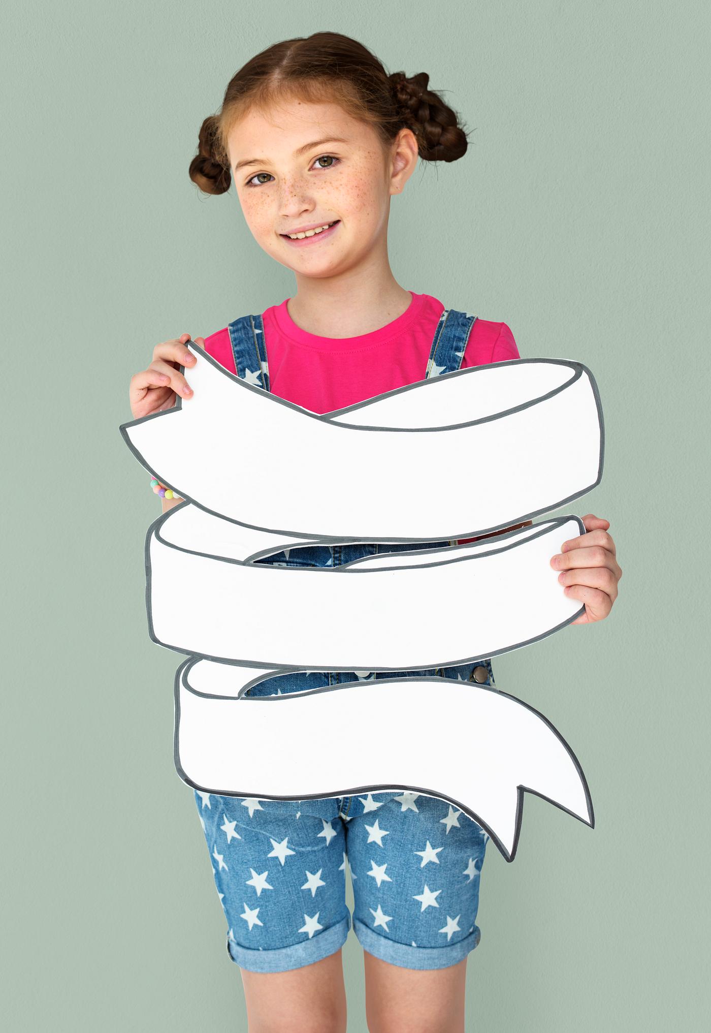 expression, studio, person, copy space, holding, joy, cute, pretty, people, kid, child, girl, solo, happy, ribbon, childhood... expression, studio, person, copy space, holding, joy, cute, pretty, people, kid, child, girl, solo, happy, ribbon, childhood...