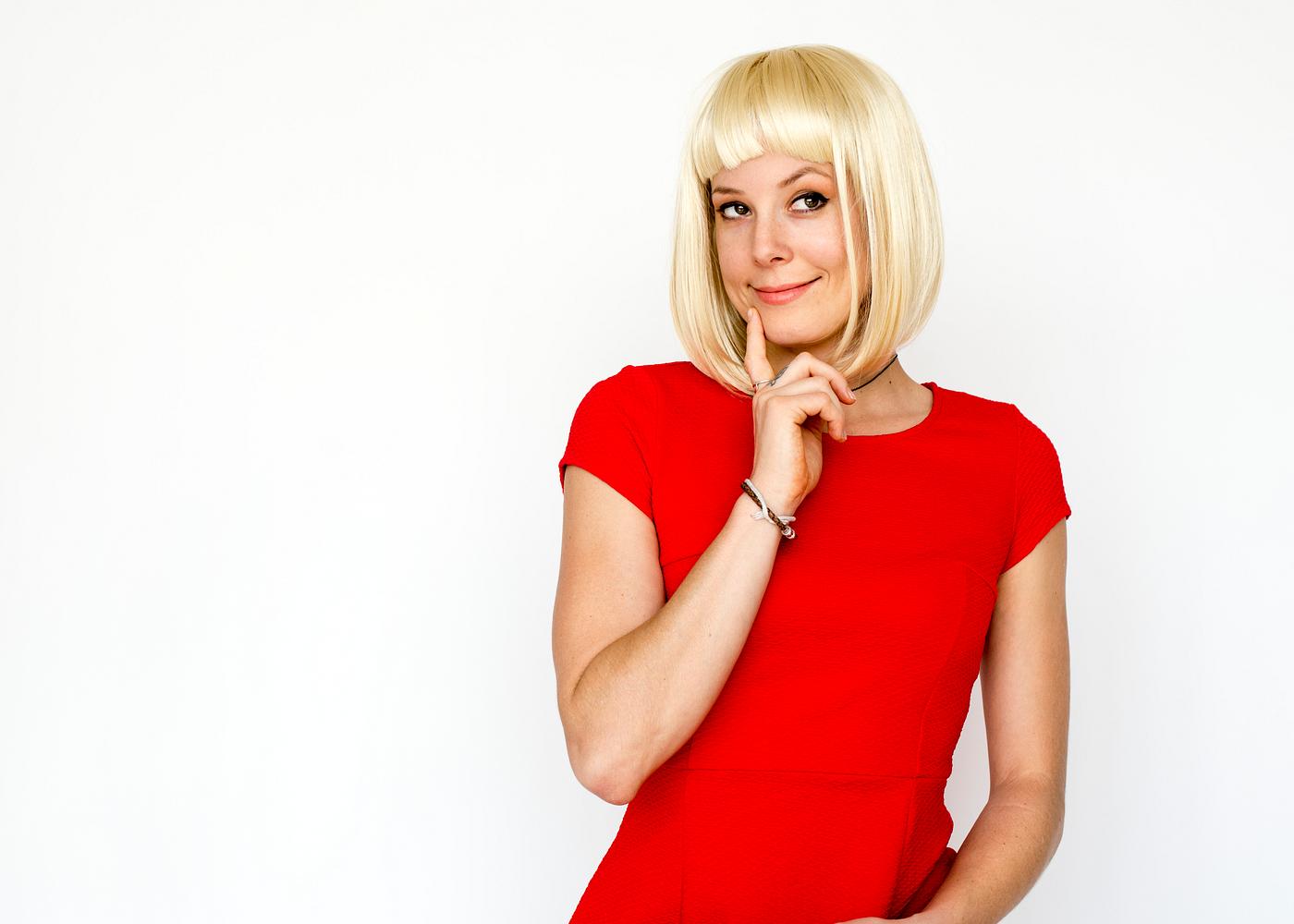 Portrait of a woman in a blonde wig - background, blonde, casual, descent, emotion, expression, female, femininity, feminism... Portrait of a woman in a blonde wig - background, blonde, casual, descent, emotion, expression, female, femininity, feminism...