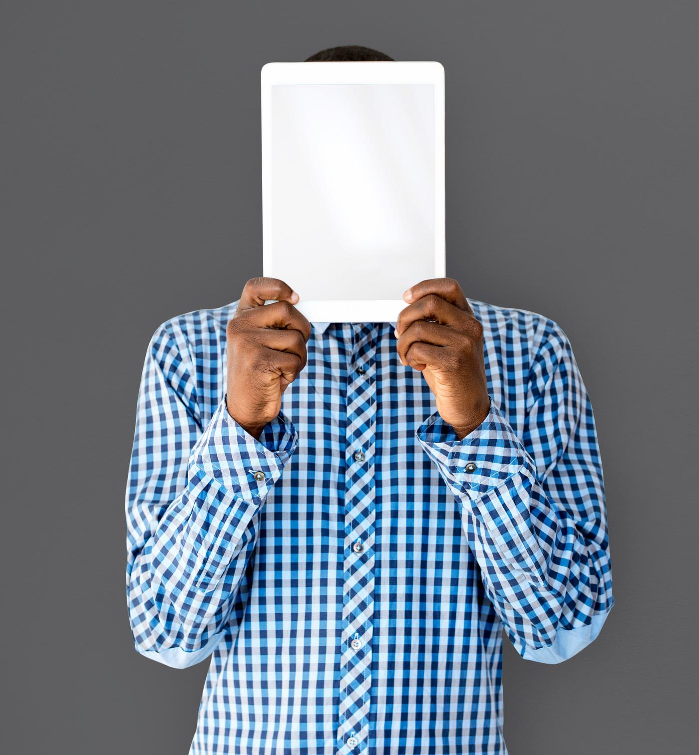 studio, digital device, face, copy space, person, technology, show, people, placard, wireless, hands, lifestyle, empty, men... studio, digital device, face, copy space, person, technology, show, people, placard, wireless, hands, lifestyle, empty, men...