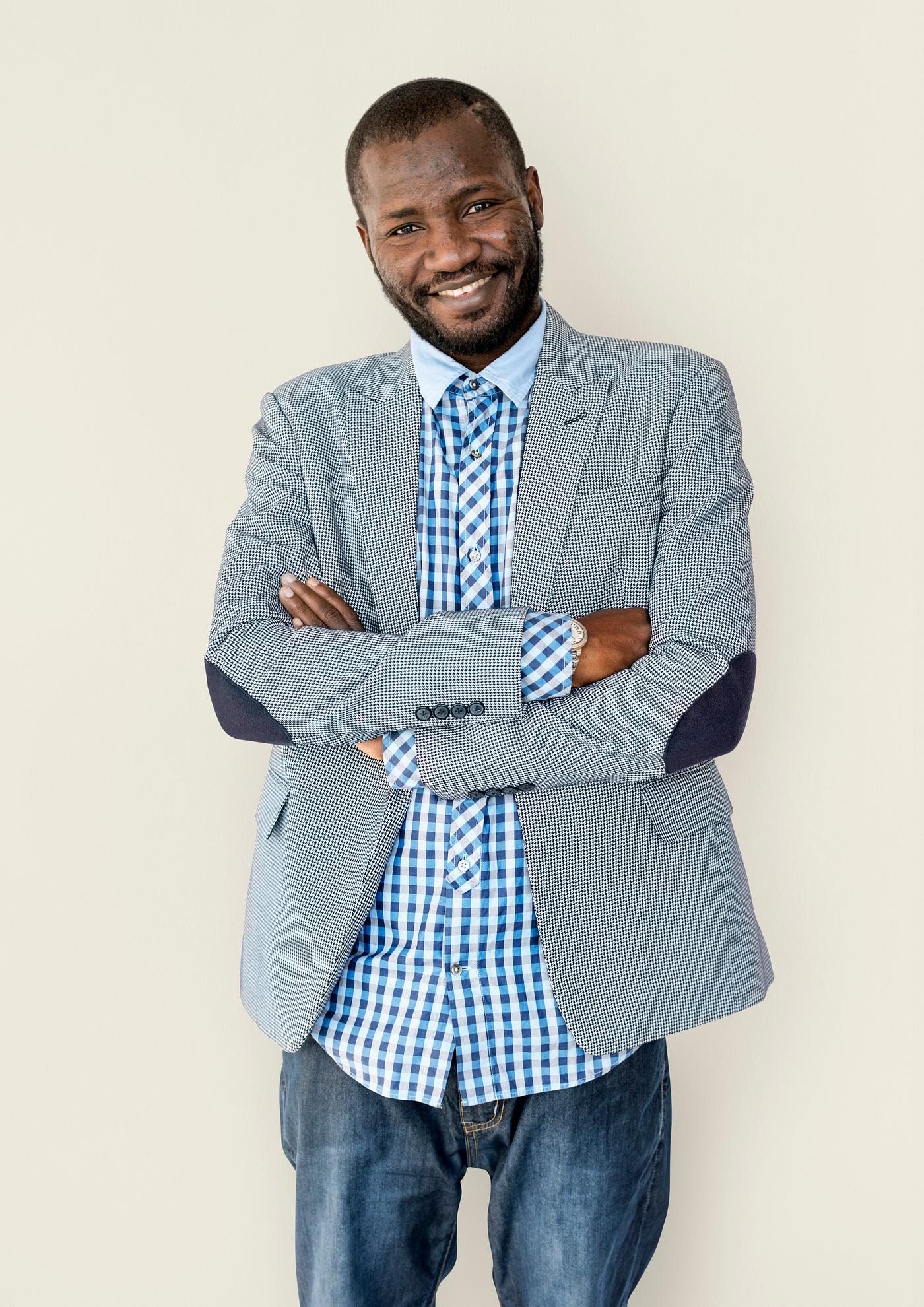 studio, expression, person, people, short hair, solo, lifestyle, smile, positive, cheerful, alone, smiling, shirt, isolated... studio, expression, person, people, short hair, solo, lifestyle, smile, positive, cheerful, alone, smiling, shirt, isolated...