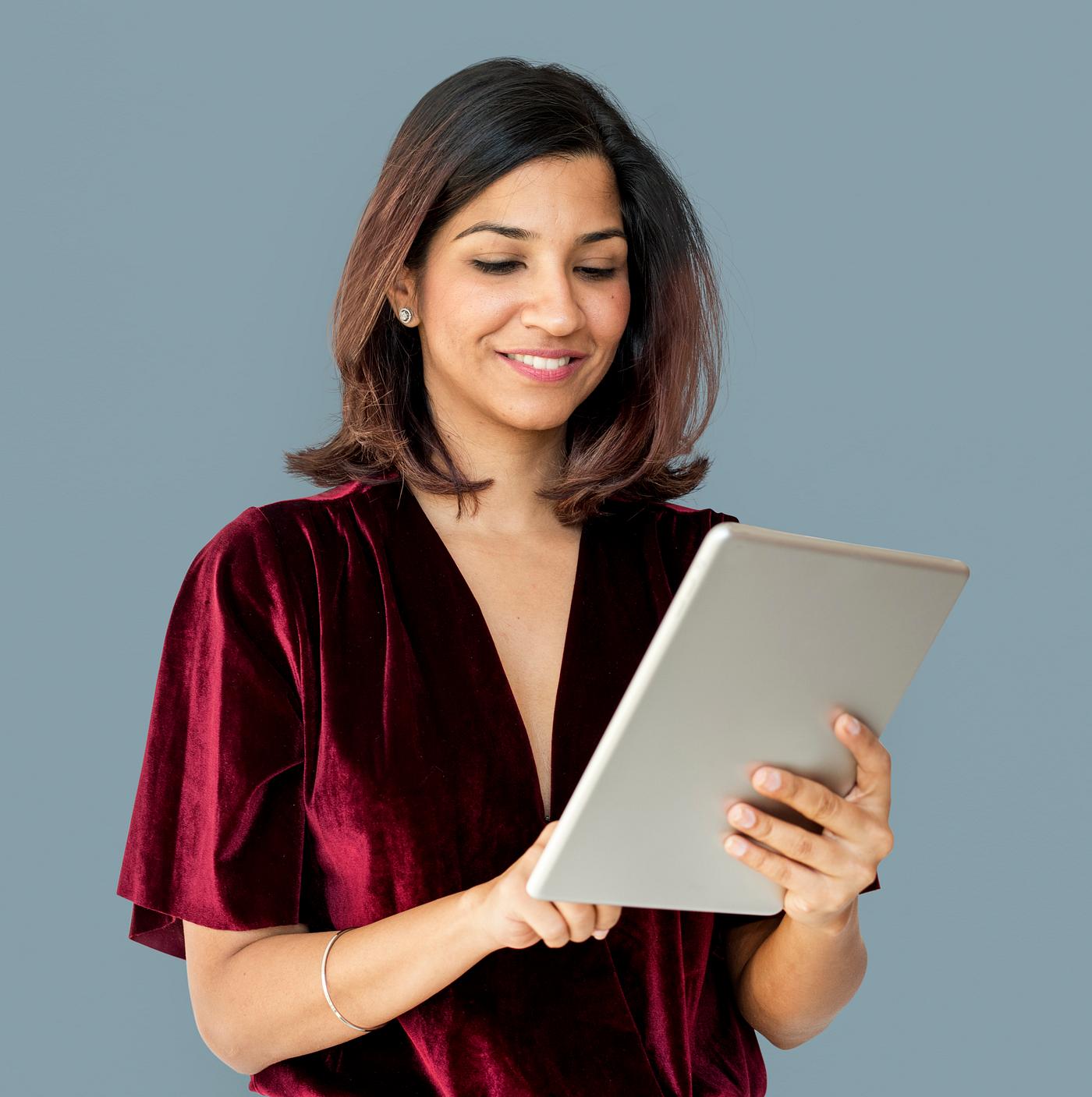 studio, model, person, technology, digital, people, race, style, solo, woman, lifestyle, casual, cheerful, smiling, isolated... studio, model, person, technology, digital, people, race, style, solo, woman, lifestyle, casual, cheerful, smiling, isolated...