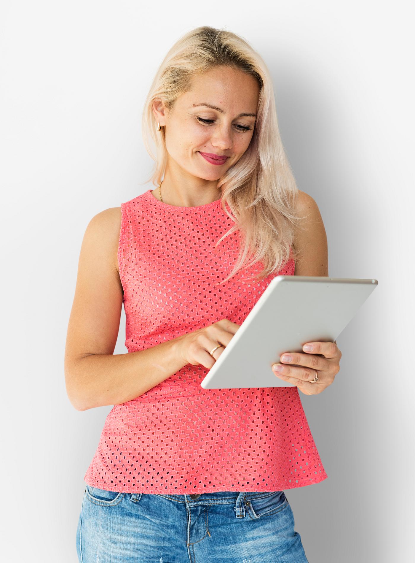expression, studio, person, technology, entertain, people, caucasian, solo, communicate, woman, lifestyle, cheerful, carry,... expression, studio, person, technology, entertain, people, caucasian, solo, communicate, woman, lifestyle, cheerful, carry,...