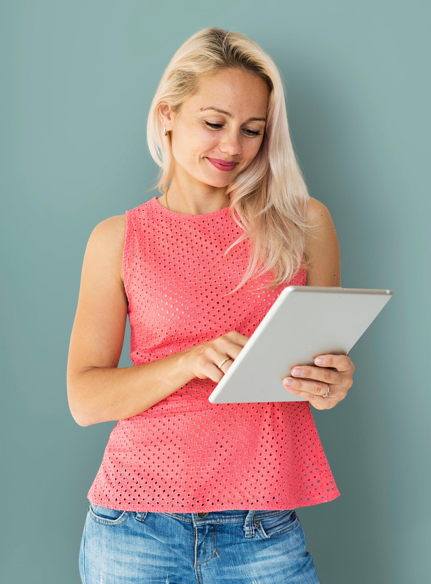 studio, expression, digital device, face, person, technology, use, entertain, digital, people, caucasian, digital tablet,... studio, expression, digital device, face, person, technology, use, entertain, digital, people, caucasian, digital tablet,...