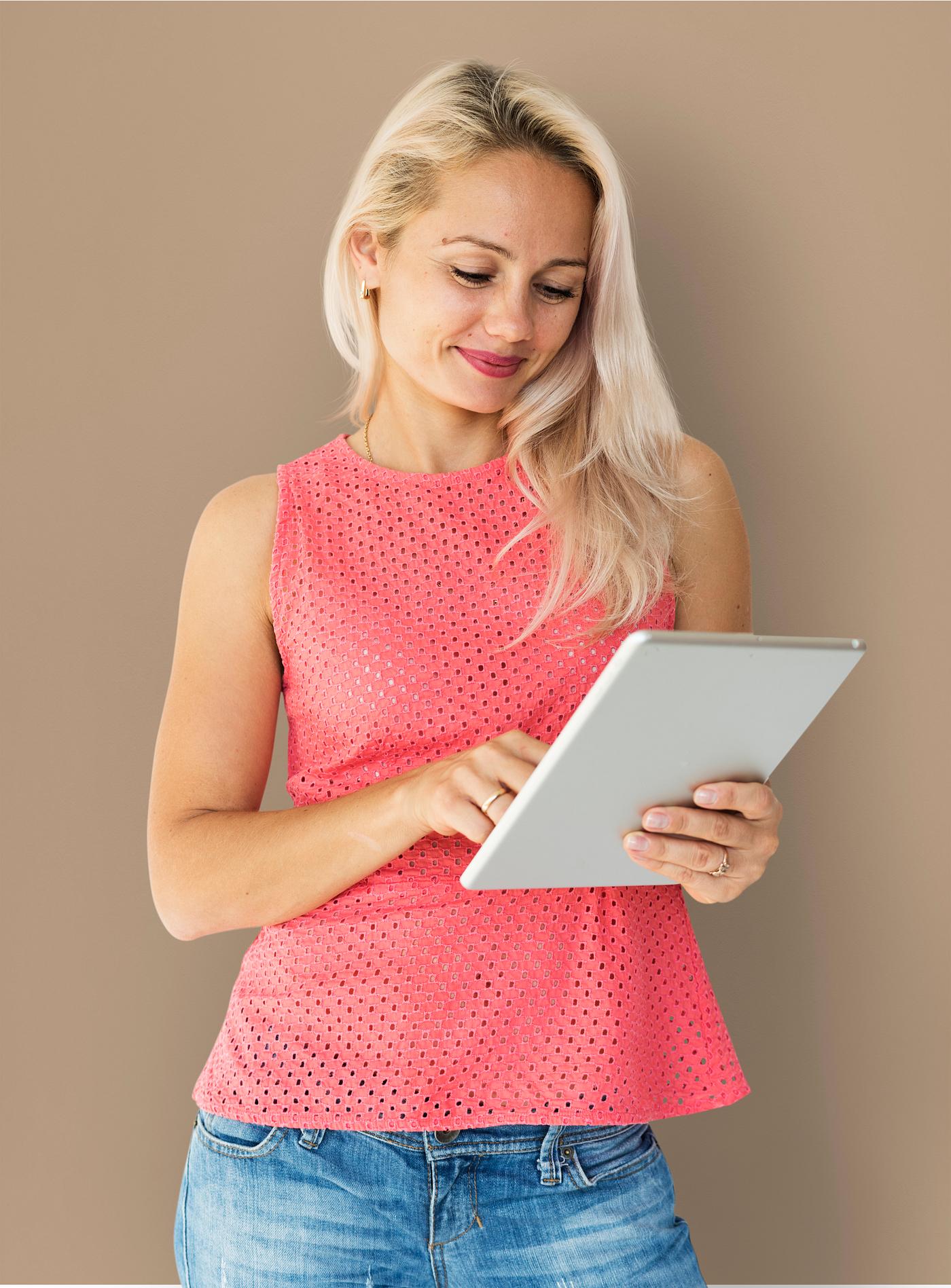 studio, expression, digital device, face, person, technology, use, entertain, digital, people, caucasian, digital tablet,... studio, expression, digital device, face, person, technology, use, entertain, digital, people, caucasian, digital tablet,...