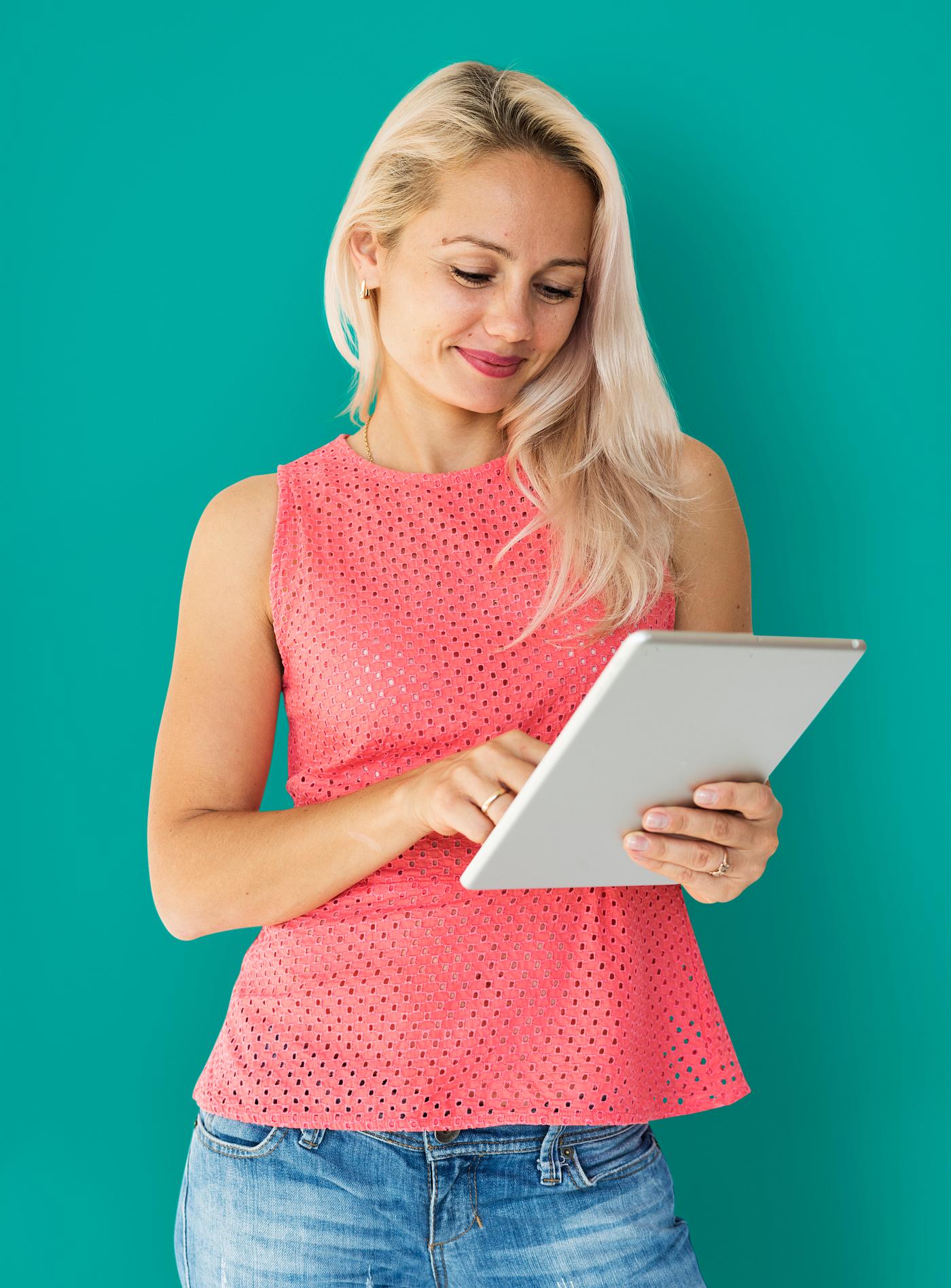 studio, expression, digital device, face, person, technology, use, entertain, digital, people, caucasian, digital tablet,... studio, expression, digital device, face, person, technology, use, entertain, digital, people, caucasian, digital tablet,...