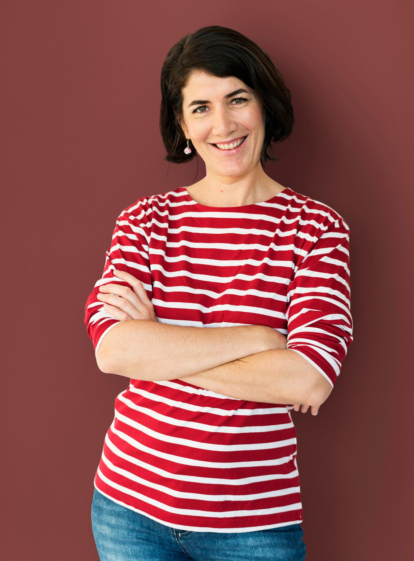 studio, expression, person, freedom, recreation, people, caucasian, solo, woman, lifestyle, smile, alone, cheerful, hold,... studio, expression, person, freedom, recreation, people, caucasian, solo, woman, lifestyle, smile, alone, cheerful, hold,...