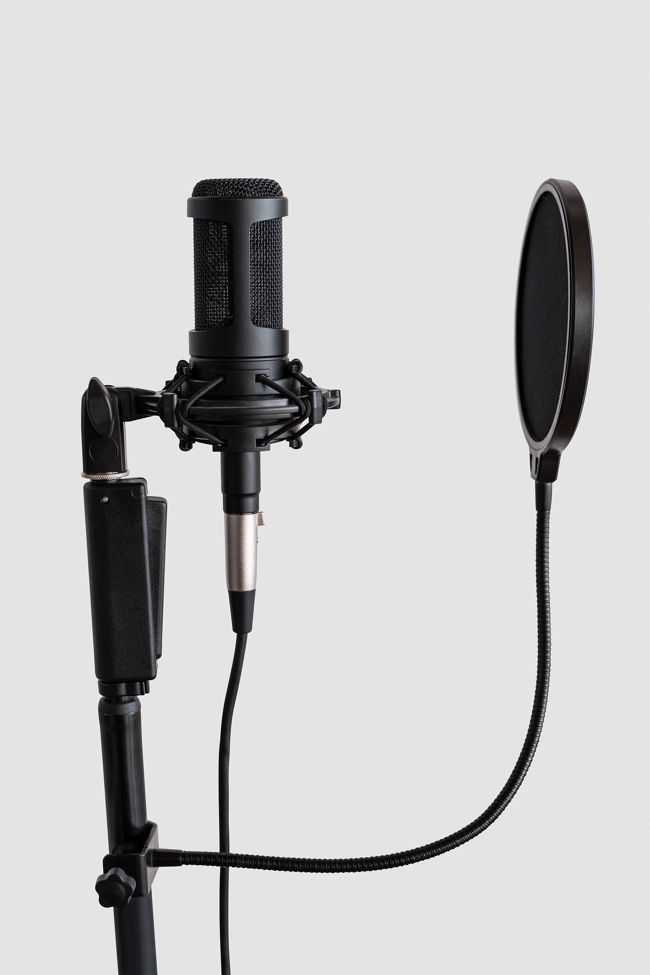Download Closeup shot of a microphone | Royalty free psd mockup - 1210051