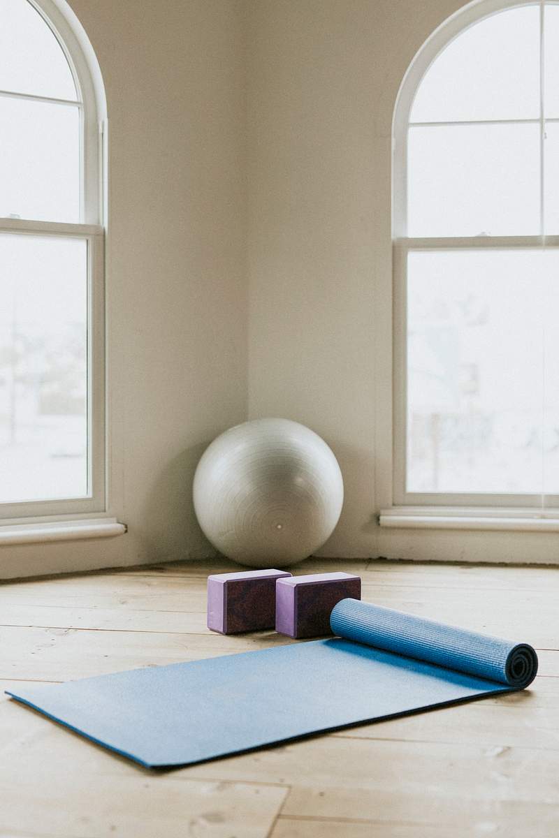 Download Yoga Mat Images Free Vectors Pngs Mockups Backgrounds Rawpixel