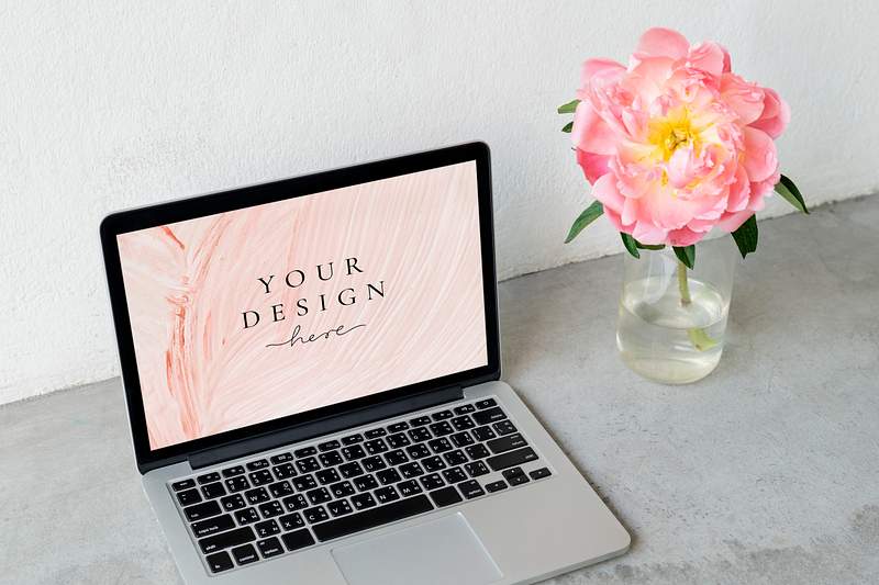 Laptop screen mockup by a pink | Premium PSD Mockup - rawpixel