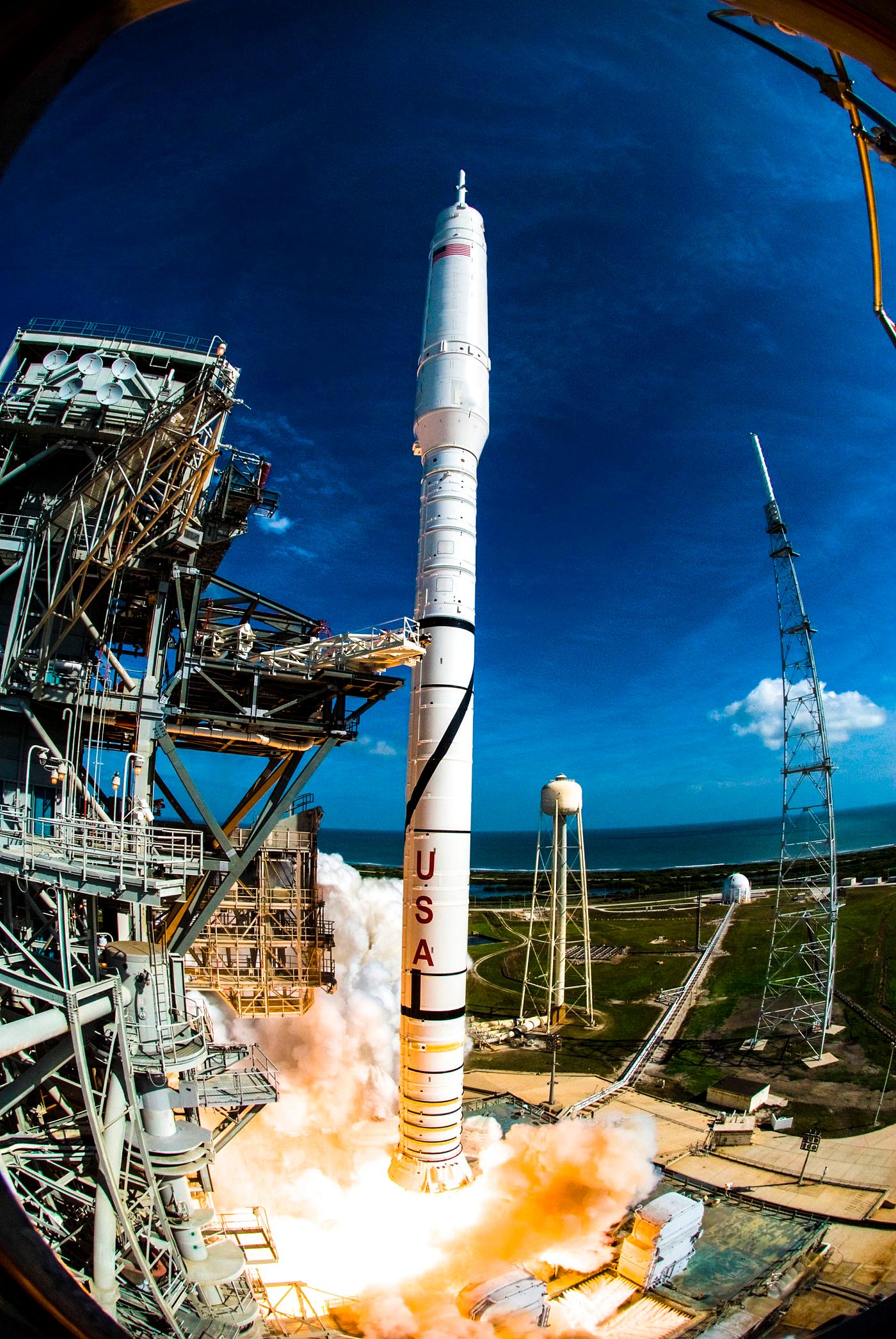 The first stage ignites on NASA’s Ares I-X test rocket at Launch Pad 39B at NASA's Kennedy Space Center in Florida... The first stage ignites on NASA’s Ares I-X test rocket at Launch Pad 39B at NASA's Kennedy Space Center in Florida...