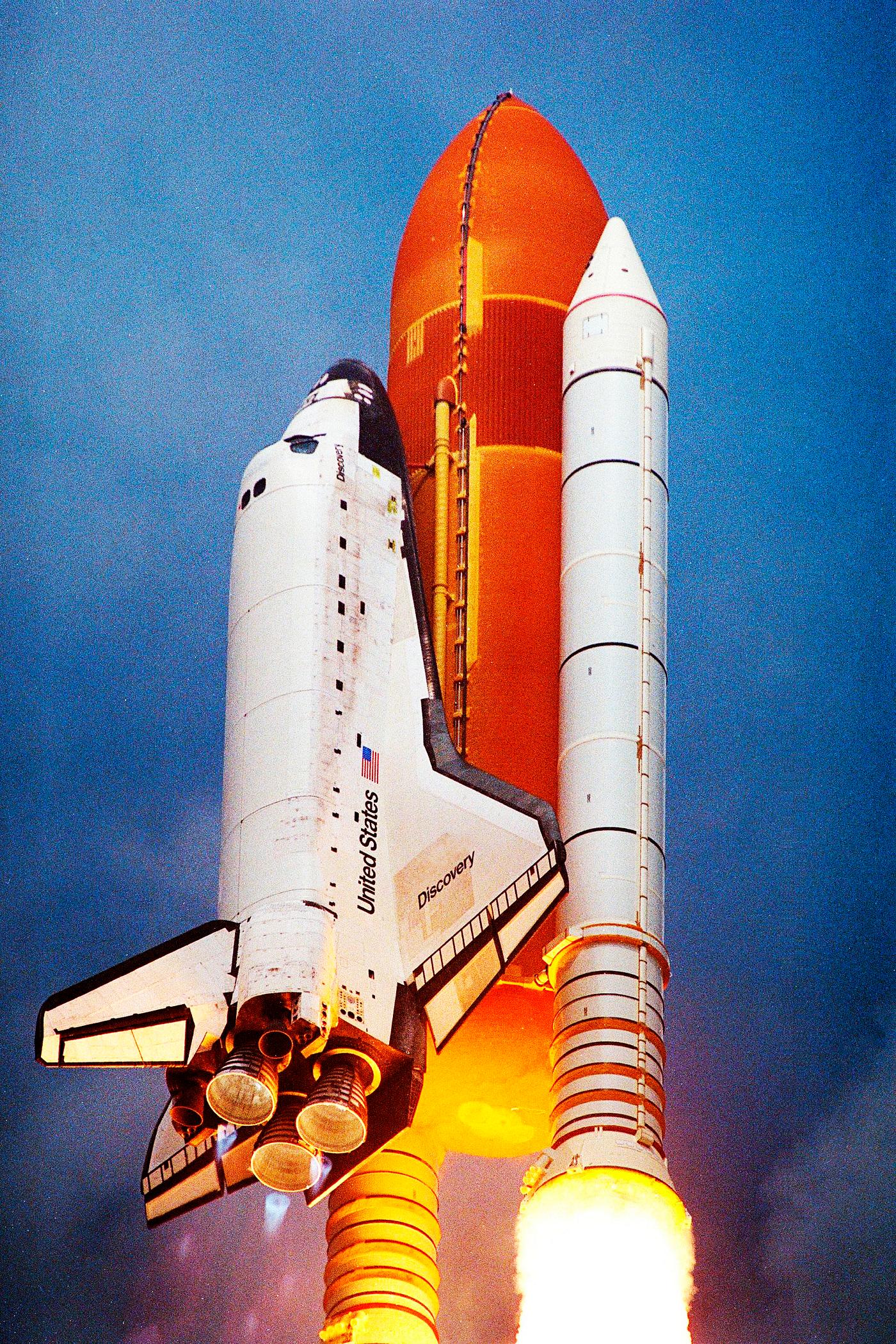 The Space Shuttle Discovery soars from Launch Pad 39A Aug. 7 on the 11-day STS-85 mission. Original from NASA. Digitally... The Space Shuttle Discovery soars from Launch Pad 39A Aug. 7 on the 11-day STS-85 mission. Original from NASA. Digitally...