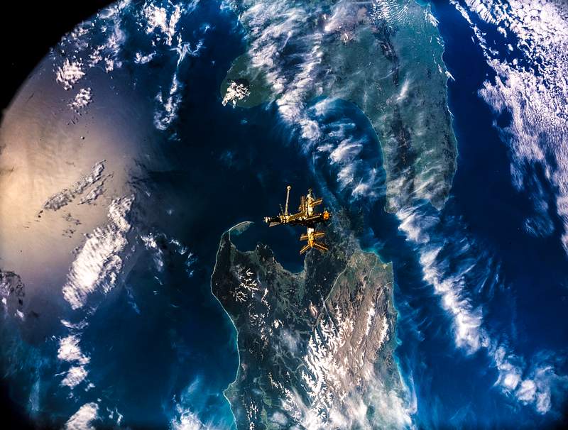 Full Mir over New Zealand, from the space shuttle Atlantis, Russia's Mir Space Station. Original from NASA. Digitally enhanced by rawpixel Full Mir over New Zealand, from the space shuttle Atlantis, Russia's Mir Space Station. Original from NASA. Digitally…