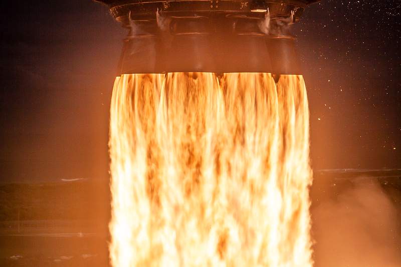Es'hail–2 Mission (2018). Original from Official SpaceX Photos. Digitally enhanced by rawpixel.