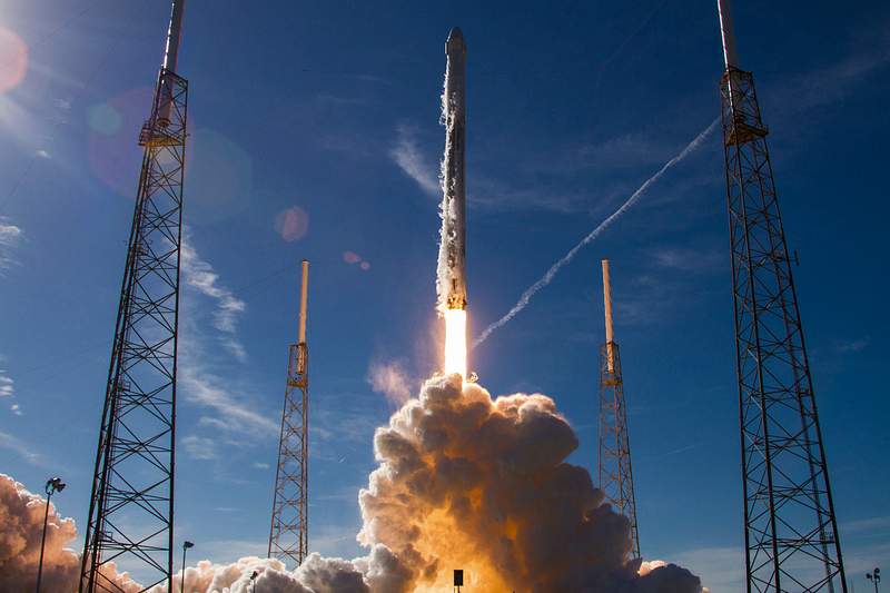 CRS–13 Mission (2017). Original from Official SpaceX Photos. Digitally enhanced by rawpixel.