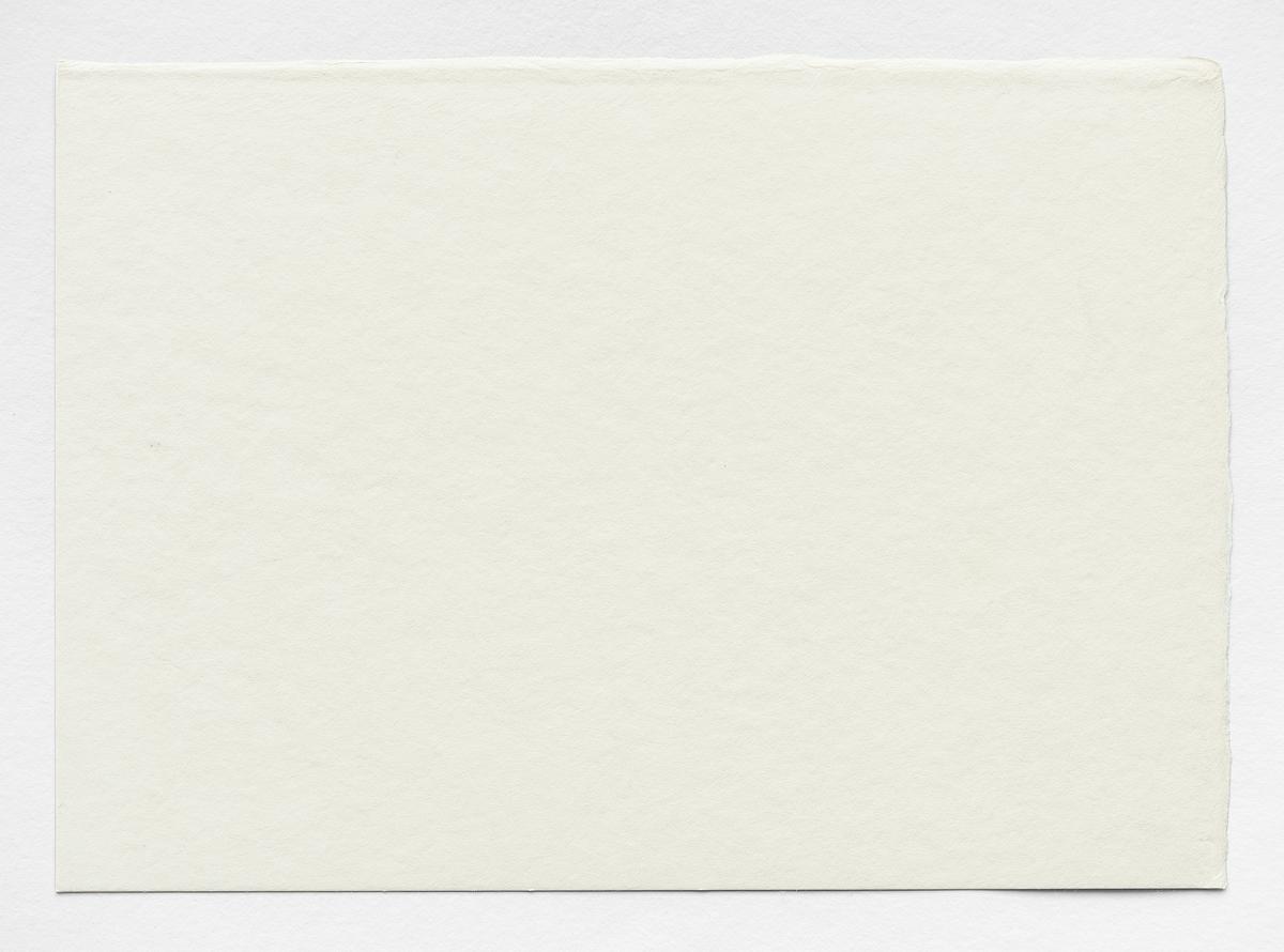 Blank plain white paper template Premium PSD Mockup rawpixel