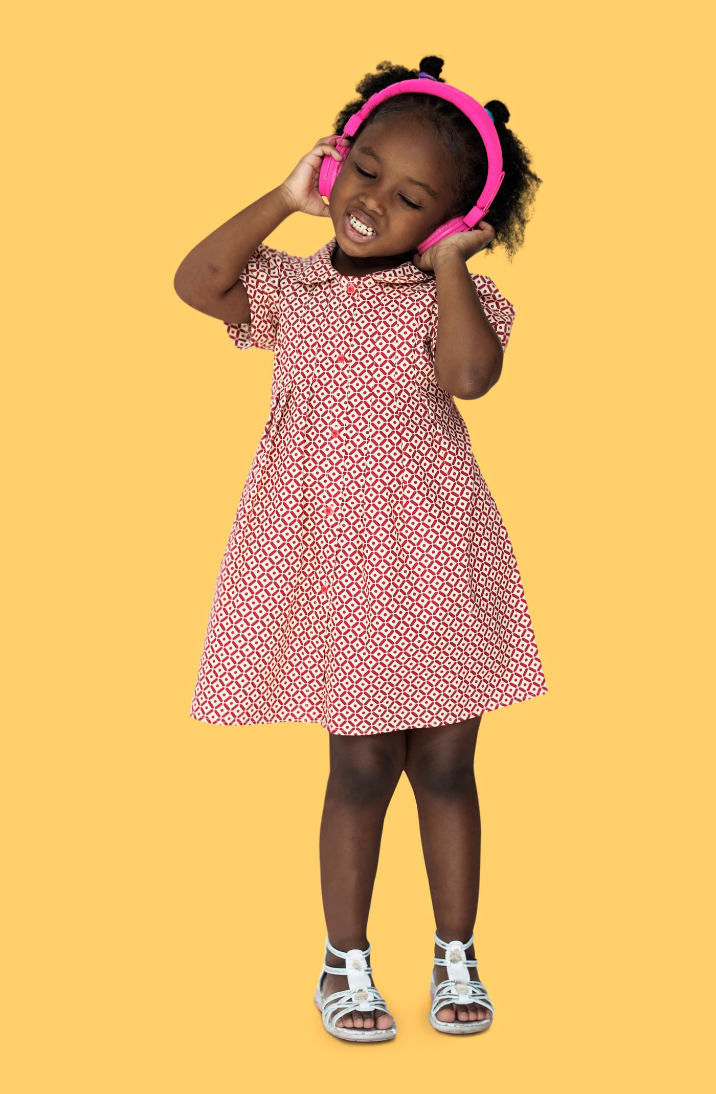 studio, expression, person, joy, yellow, recreation, cute, pretty, people, kid, child, solo, happy, childhood, smile,... studio, expression, person, joy, yellow, recreation, cute, pretty, people, kid, child, solo, happy, childhood, smile,...