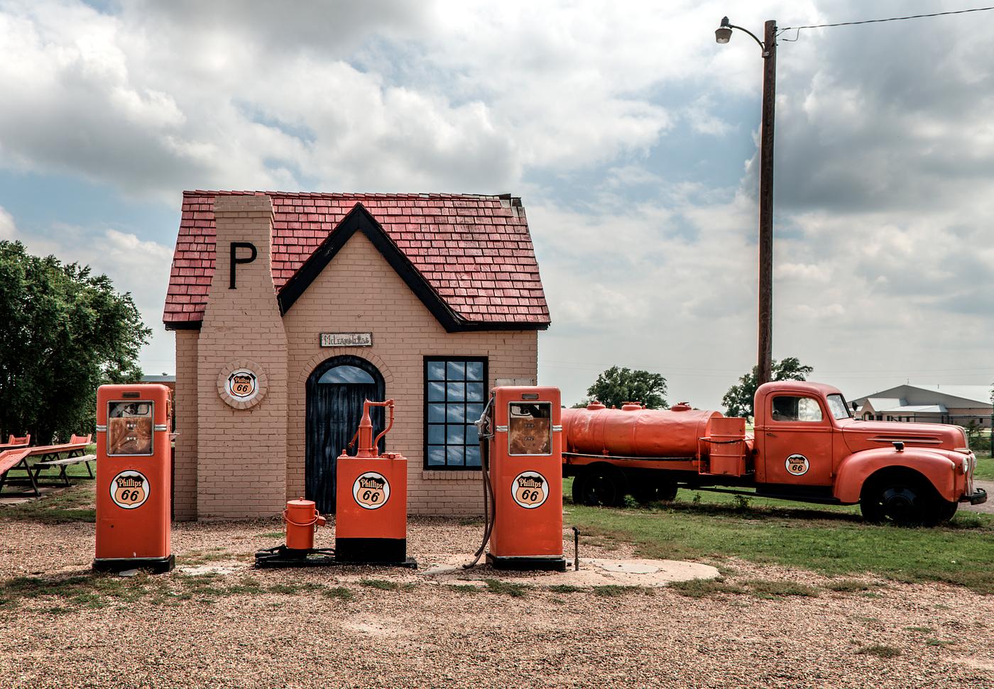 Carol M. Highsmith’s Texas Photograph The original, greatly refurbished, Phillips 66 gasoline station in little McLean, a town along historic U.S. Route 66 in the...