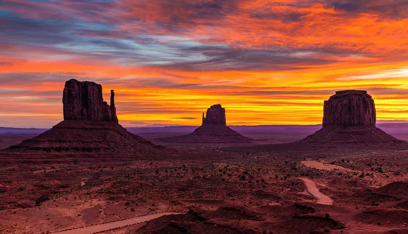 Monument Valley is famous for many western films shot in its location. Landmarks of the American Southwest