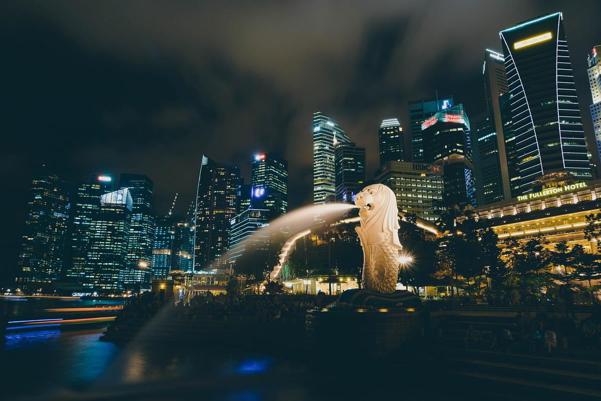 Merlion Park, Singapore. Original public domain image from Wikimedia Commons