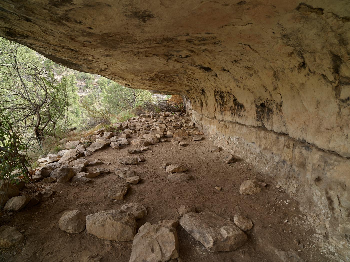 Carol M. Highsmith's Arizona Photograph Pre-Columbian peoples used these ledges as protection from rain and snow in Walnut Canyon National Monument, located about...